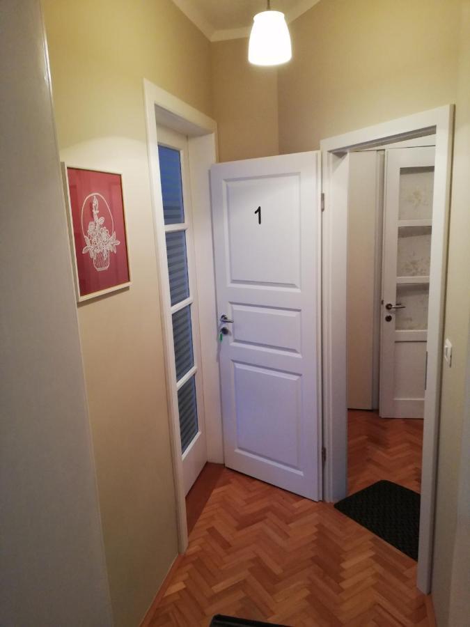 Bed and Breakfast Sobe Sabec à Postojna Extérieur photo